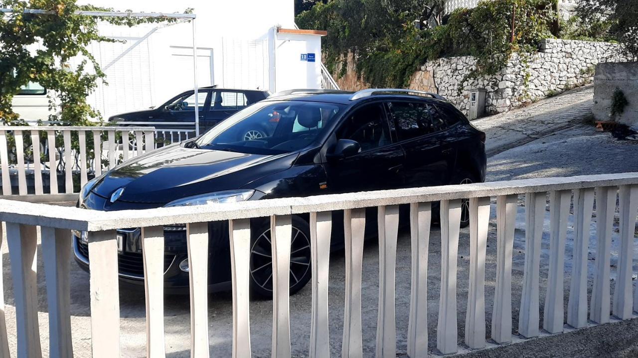 Seaview & Beachfront Apartments Jakov Donji Okrug  エクステリア 写真