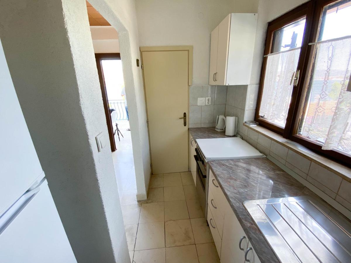 Seaview & Beachfront Apartments Jakov Donji Okrug  エクステリア 写真