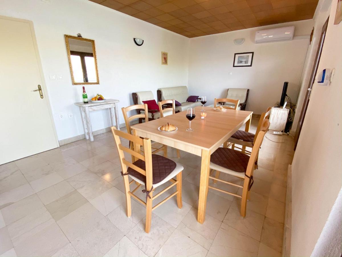 Seaview & Beachfront Apartments Jakov Donji Okrug  エクステリア 写真