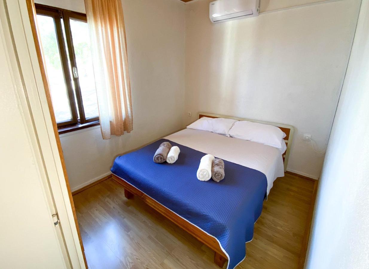 Seaview & Beachfront Apartments Jakov Donji Okrug  エクステリア 写真
