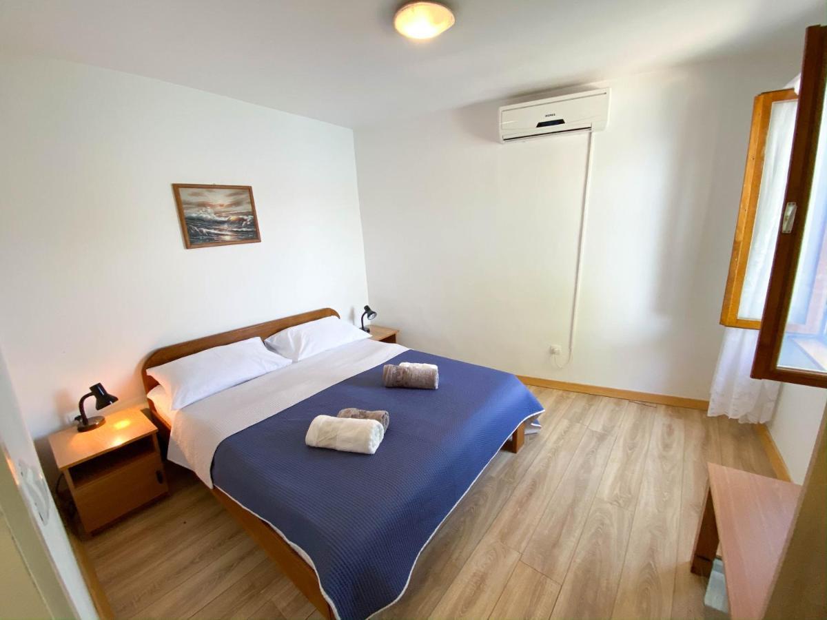 Seaview & Beachfront Apartments Jakov Donji Okrug  エクステリア 写真