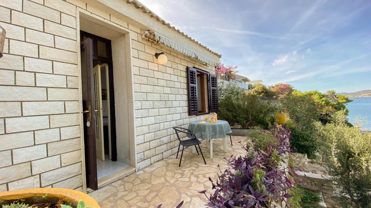 Seaview & Beachfront Apartments Jakov Donji Okrug  エクステリア 写真
